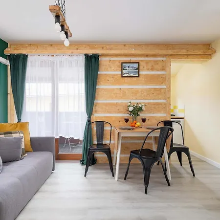 With Parking Close To The Krupowki By Renters Appartamento Zakopane